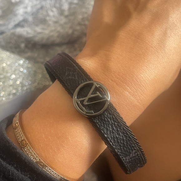 Wrist Louis Vuitton Mens Leather Bracelet Louis Vuitton Mens